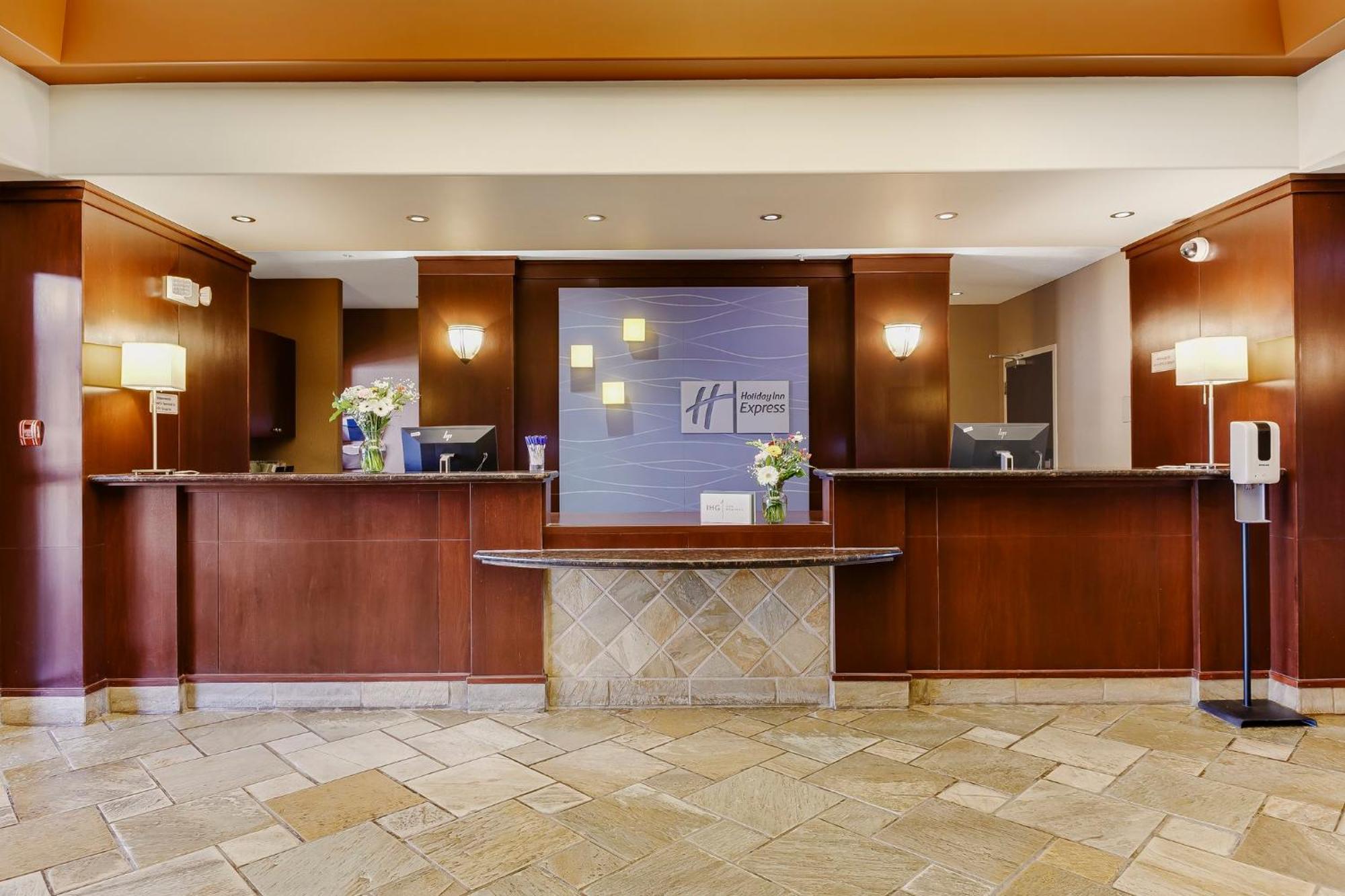 Holiday Inn Express Hotel & Suites - Slave Lake By Ihg Eksteriør bilde